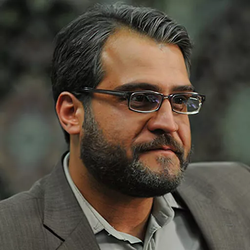 رضا آحادی
