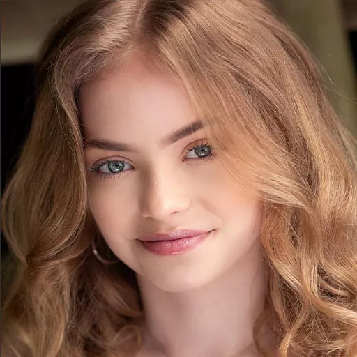 Hannah R. Loyd