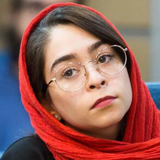 تنی آواکیان