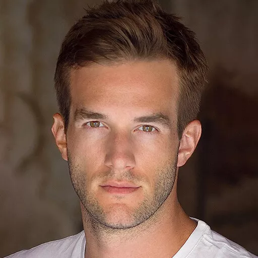 Andy Favreau