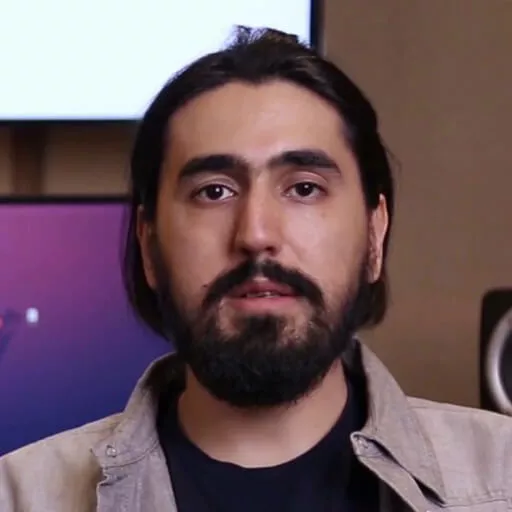 آرش پاکزاد