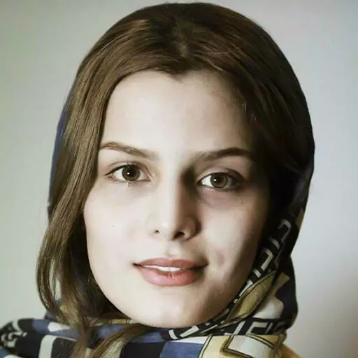 غزاله اکرمی