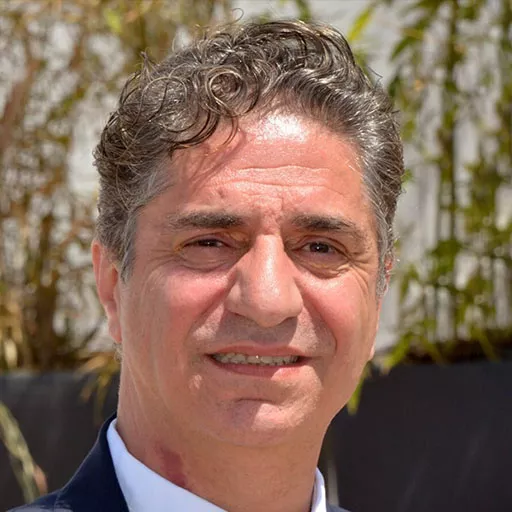 سیمون آبکاریان