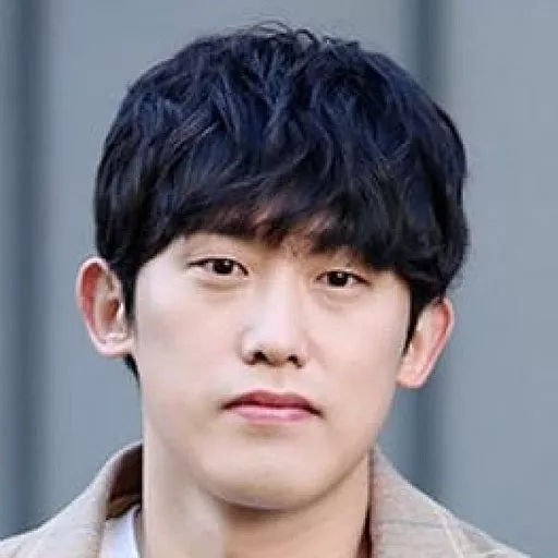 Jin-Woong Min