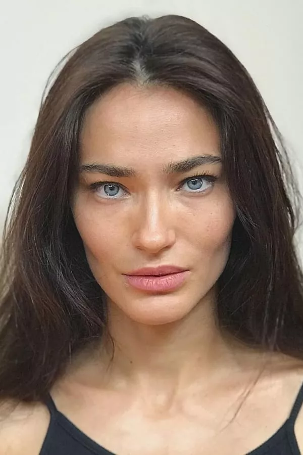 سعادت آکسوی