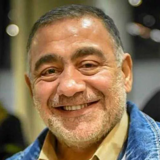 خسرو احمدی