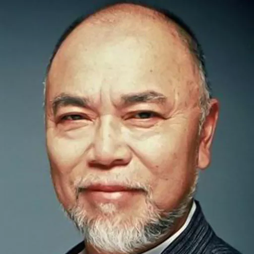 Kenji Utsumi