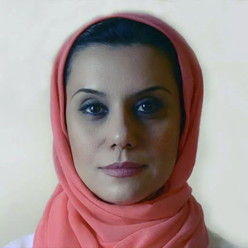 دلارا نوشین