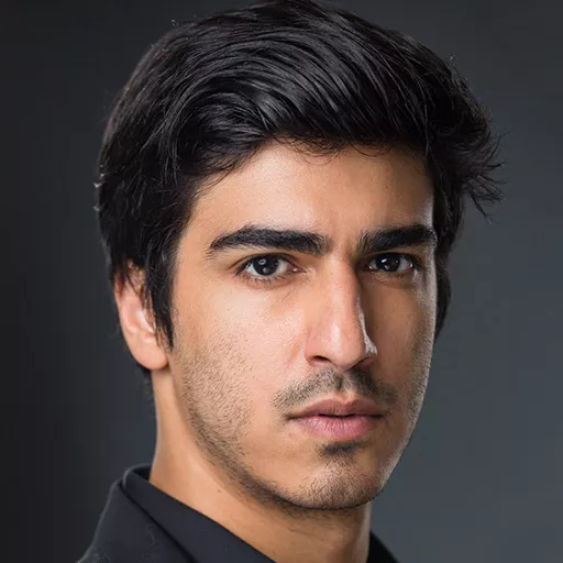Dejan Loyola
