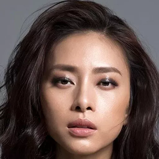 Van Veronica Ngo