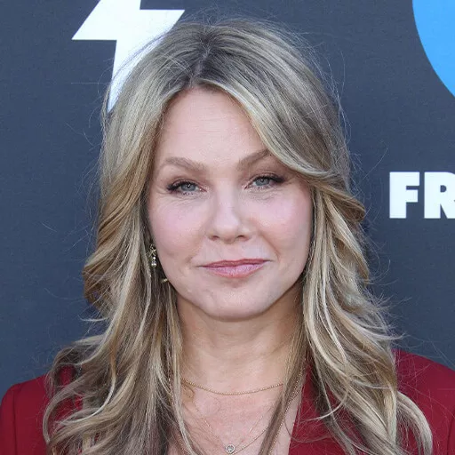 Andrea Roth