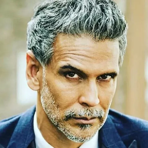 میلیند سومان