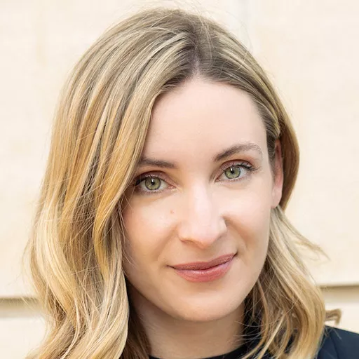 Julia Kennelly
