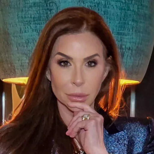 مریم آلوئه