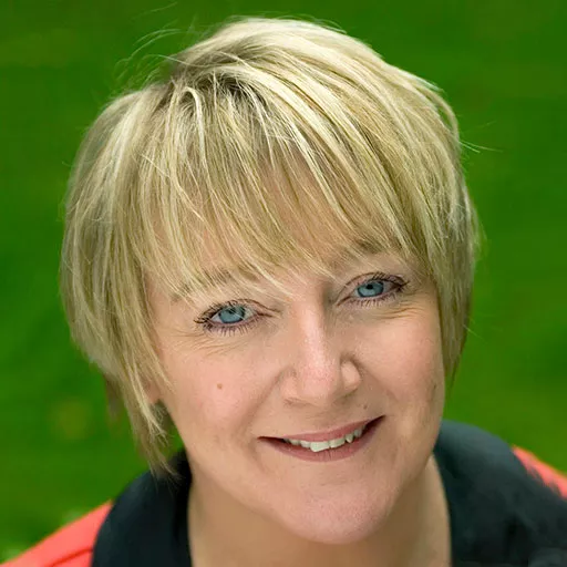 Cathy Breeze