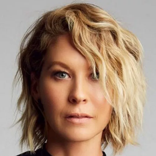 Jenna Elfman