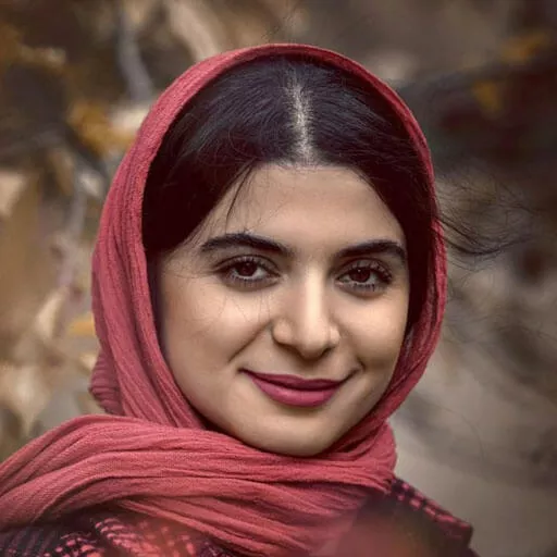 مریم عباس زاده