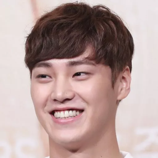 Tae-Hwan Lee