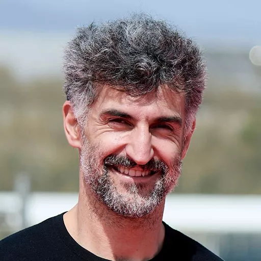 ایبون کورمنزانا