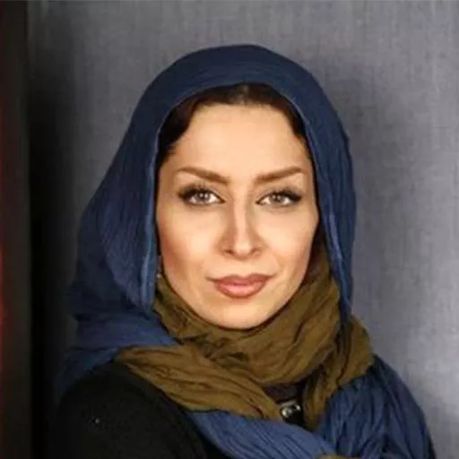ماندانا سوری