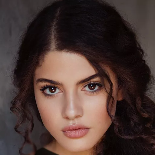 Mellany Barros