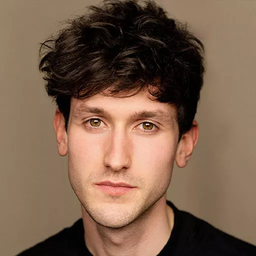 Lewis Peek