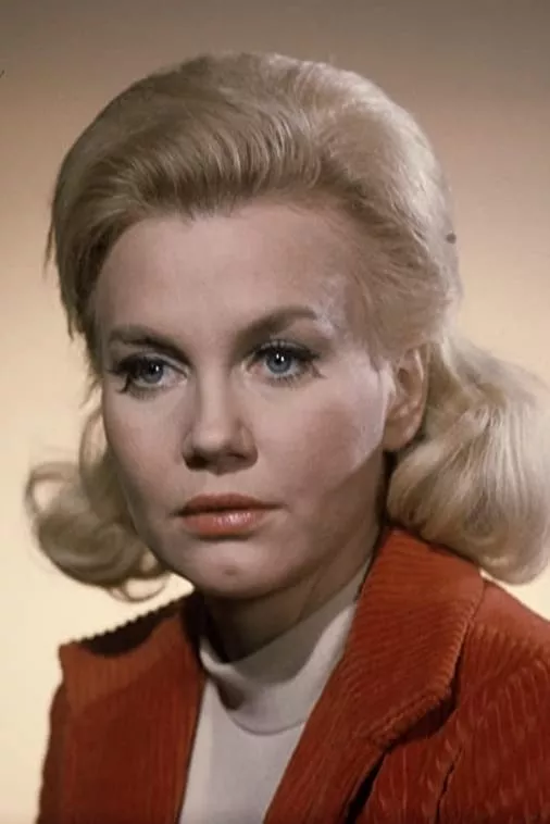 Elizabeth Macrae