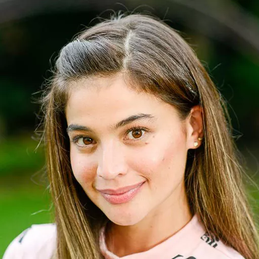 Anne Curtis