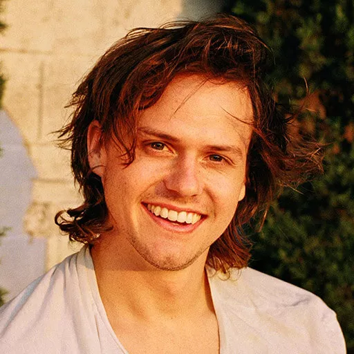 Whitmer Thomas