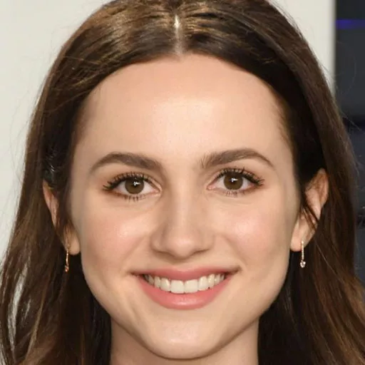 Maude Apatow
