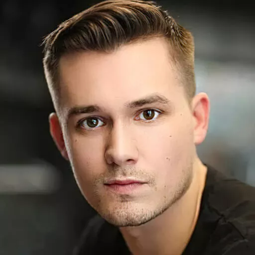 Tom Stevens