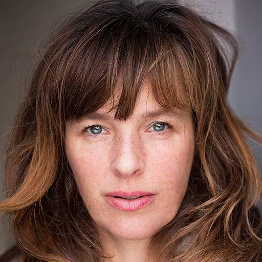 Lucinda Coxon