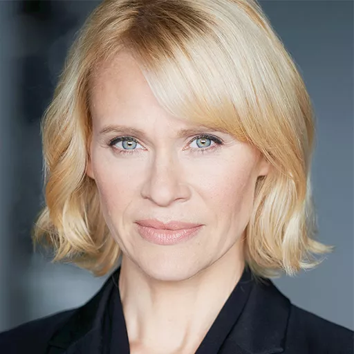 Lisa Ryder