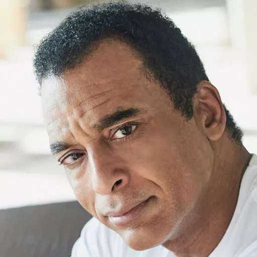 Jon Secada