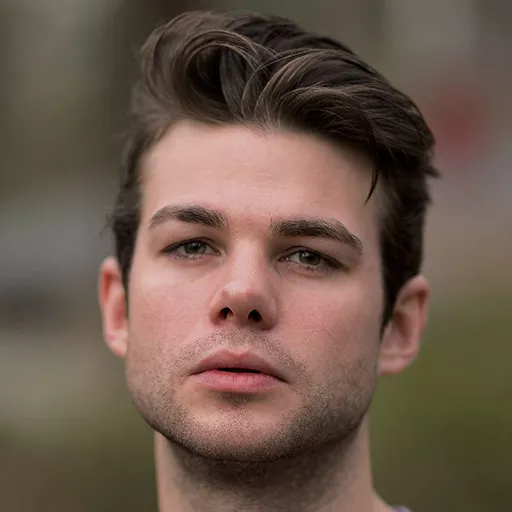 Zach Strum