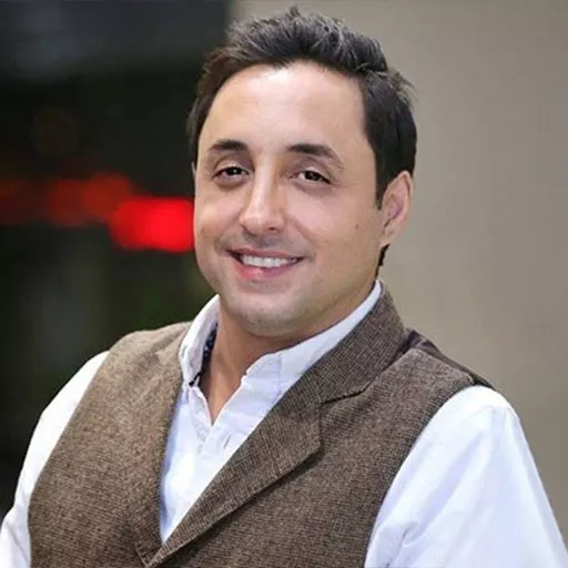 امیرحسین رستمی