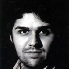 آرش عزیزی