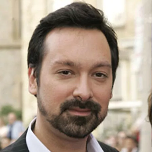 جیمز منگولد