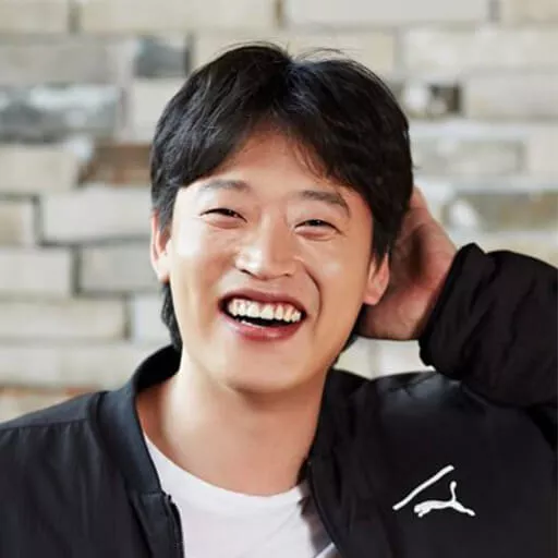 Hyuk-Bum Kwon
