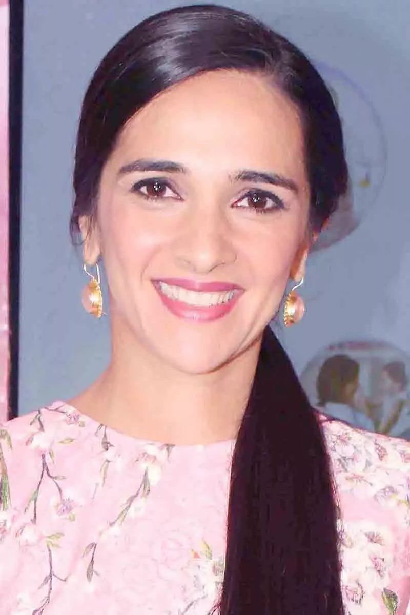 تارا شارما