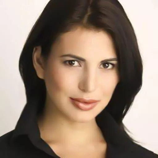 Andrea Leon