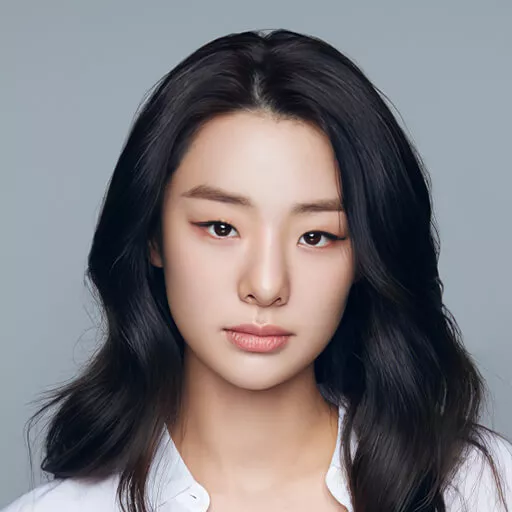 Stephanie Lee
