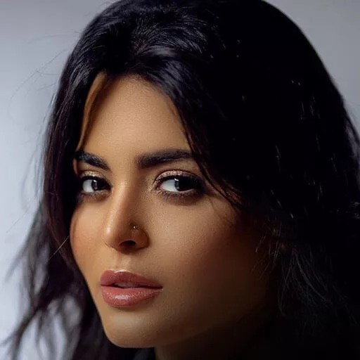 اسما جلال
