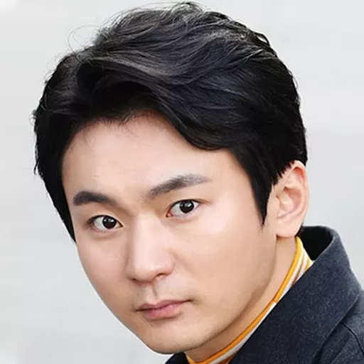 Gi Doong Kang