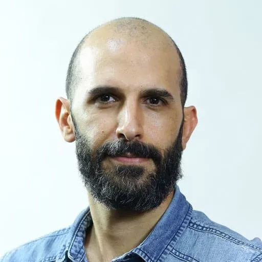 توماج دانش بهزادی