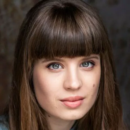 Mia McDonald