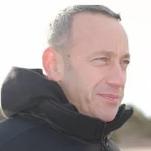 متیو بینز
