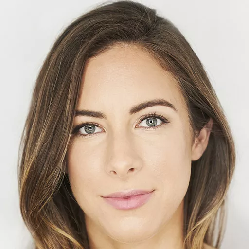 Claire Cavalheiro