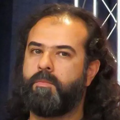 برزو نیک نژاد